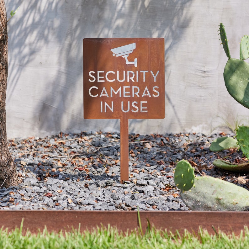 Security Camera Yard Sign - Mo - Home Yard Security recension och pris